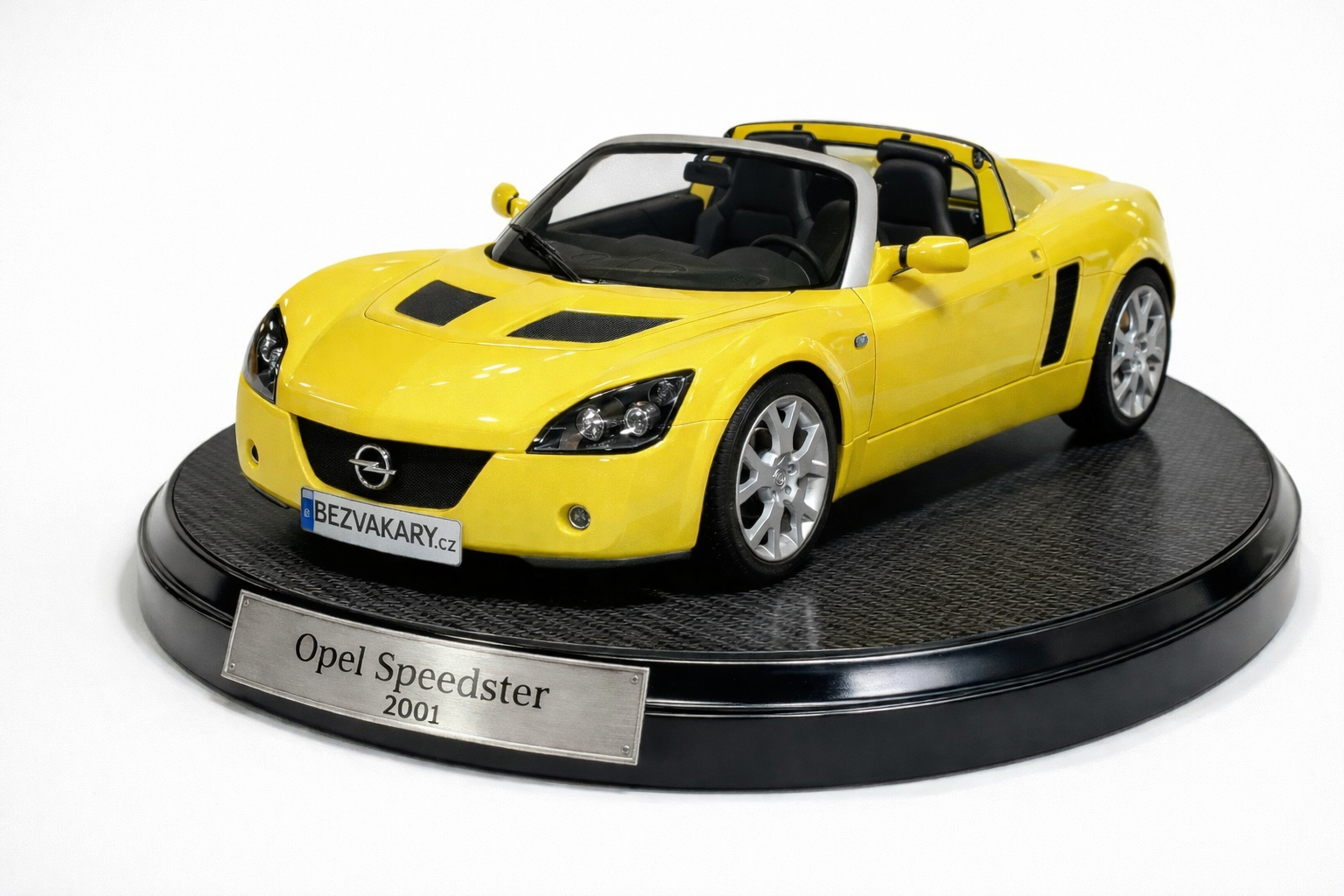 Opel Speedster (Autosalon 2001, Brno)